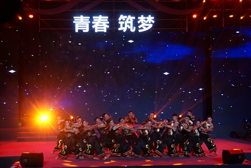 1526023604809269.jpg 舞蹈现场.JPG
