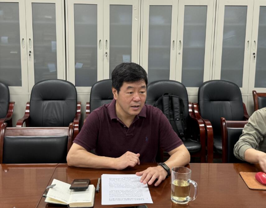 会上,学院党委副书记,纪委书记杨强传达学习了学校党委常委(扩大)会